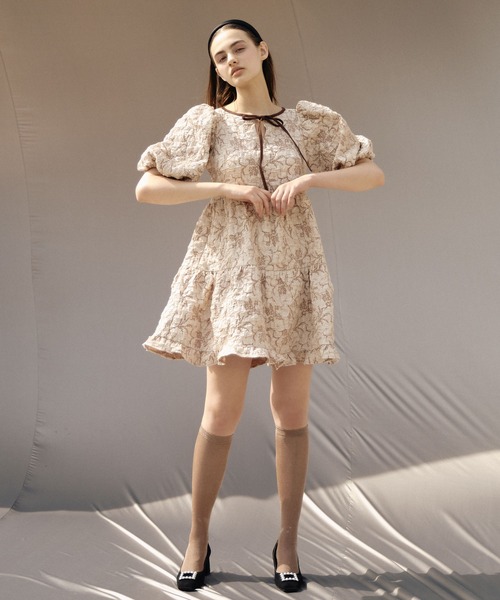 TITTY&CO.（ティティーアンドコー）の「ジャガードAラインミニワンピース（ワンピース・レディース・ブラック/ベージュ・SMALL/MEDIUM）」の16枚目の写真