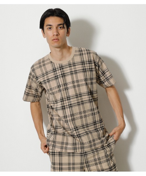 AZUL by moussy(アズールバイマウジー)の「ARCTIC FEEL C/N TEE/アークティックフィールクルーネックTシャツ(Tシャツ/カットソー・メンズ・ベージュ系その他/ホワイト/ブラック・LARGE/MEDIUM)」の3枚目の写真