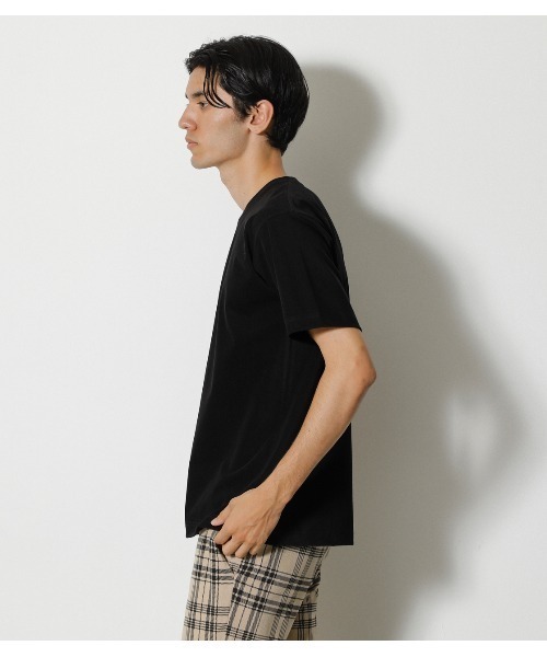 AZUL by moussy(アズールバイマウジー)の「ARCTIC FEEL C/N TEE/アークティックフィールクルーネックTシャツ(Tシャツ/カットソー・メンズ・ベージュ系その他/ホワイト/ブラック・LARGE/MEDIUM)」の4枚目の写真