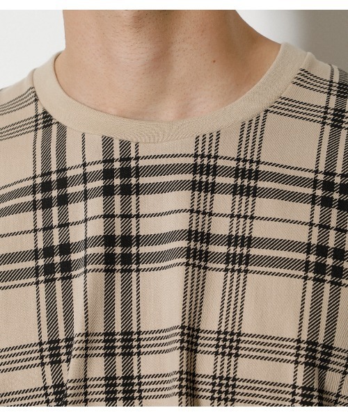 AZUL by moussy(アズールバイマウジー)の「ARCTIC FEEL C/N TEE/アークティックフィールクルーネックTシャツ(Tシャツ/カットソー・メンズ・ベージュ系その他/ホワイト/ブラック・LARGE/MEDIUM)」の18枚目の写真