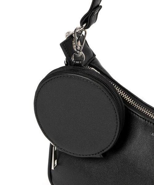 Me%（ミィパーセント）の「ポーチツキハンドルショルダーバッグ（ショルダーバッグ・レディース・ホワイト/アイボリー/ブラック・FREE）」の18枚目の写真