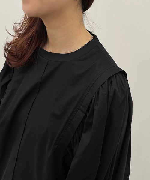 apres jour mignon(アプレジュールミニョン)の「袖タックボリュームシャツ 【ZOZOTOWN限定アイテム】(シャツ/ブラウス・レディース・ダークグリーン/オフホワイト/ブラック・X-LARGE/フリー)」の14枚目の写真