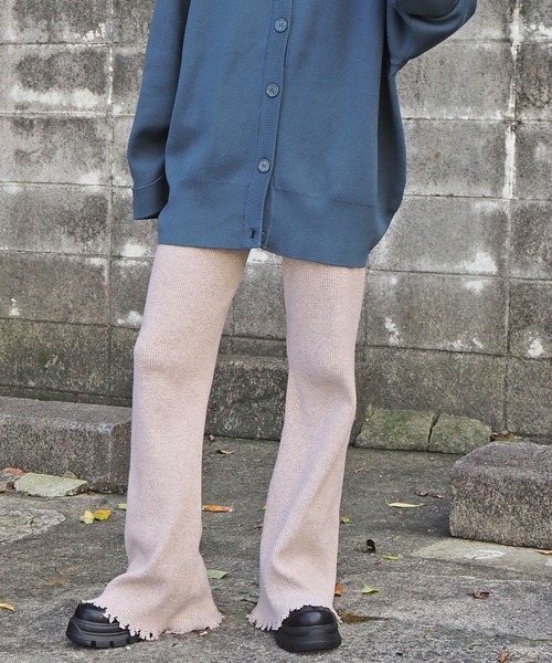 tiptop(ティップトップ)の「リブフレアパンツ(その他パンツ・レディース・ブラック/ベージュ/グリーン/ブラック系その他/ベージュ系その他/グリーン系その他・FREE)」の16枚目の写真