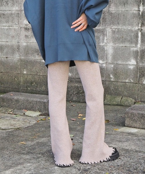 tiptop(ティップトップ)の「リブフレアパンツ(その他パンツ・レディース・ブラック/ベージュ/グリーン/ブラック系その他/ベージュ系その他/グリーン系その他・FREE)」の18枚目の写真