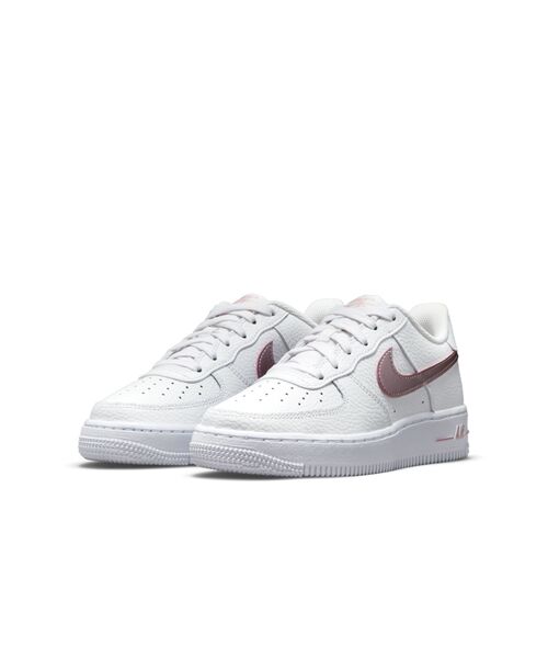 NIKE(ナイキ)の「ナイキ エア フォース 1 ジュニアシューズ / Nike Air Force 1 Big Kids' Shoes(スニーカー・キッズ・ホワイト・24.5/24/25/23.5/22.5/23)」の2枚目の写真