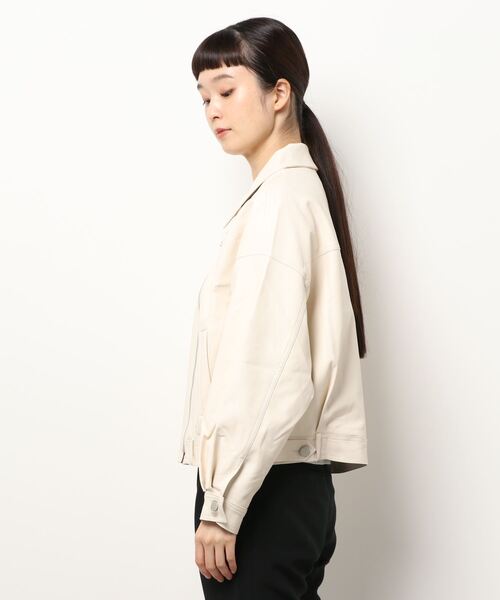 aimoha（アイモハ）の「フェイクレザージャケット（ライダースジャケット・レディース・ブラック/ベージュ・FREE）」の4枚目の写真