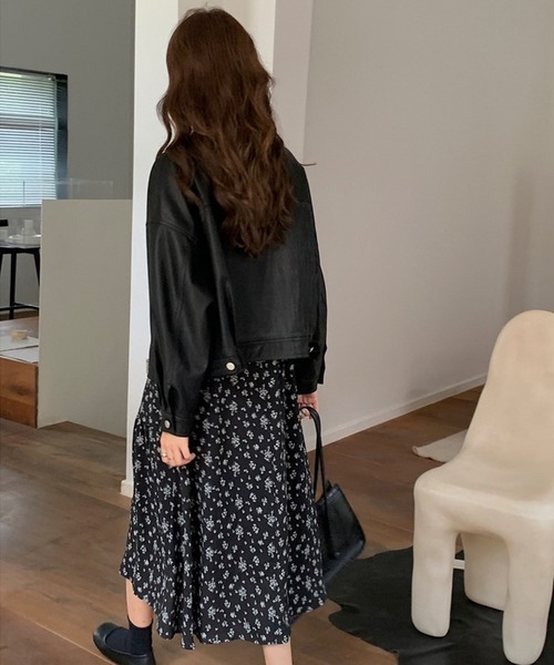 aimoha（アイモハ）の「フェイクレザージャケット（ライダースジャケット・レディース・ブラック/ベージュ・FREE）」の16枚目の写真