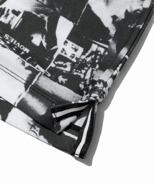 RAWLIFE(ロウライフ)の「BACK SPIN!/バックスピン!【TheRollingStones】Exile on Main St.フォトアルバム柄ポロシャツ(ポロシャツ・メンズ・ブラック・MEDIUM/X-LARGE/LARGE)」の7枚目の写真