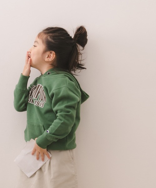 Champion（チャンピオン）の「Champion×DOORS ロゴプリントフーディ(KIDS)（パーカー・キッズ・グリーン/グレー系その他・120/105/135）」の5枚目の写真