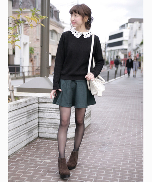 Chico（チコ）の「レース衿片畦ニット（ニット/セーター・レディース・ホワイト/ダークグリーン/グレー/ブラック・FREE）」の10枚目の写真