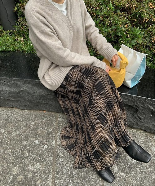 SUGAR BISKET(シュガービスケット)の「裏起毛 プリーツスカート(スカート・レディース・グレイッシュベージュ/ブラウン/ブラック/ブラック系その他/ピンク系その他/ブラック系その他2/ブラック系その他3/ブラウン系その他/ネイビー系・フリー)」の10枚目の写真