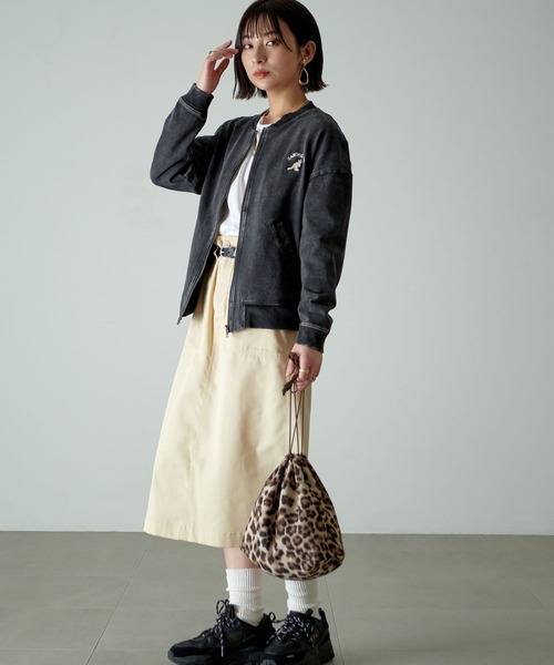 KANGOL EXTRA COMFORT(カンゴールエクストラコンフォート)の「【KANGOL EXTRA COMFORT(カンゴール エクストラコンフォート)】ロゴ刺繍 ノーカラー デニムブルゾンジャケット(ブルゾン・レディース・ブラック/サックスブルー/インディゴブルー・LL/M/L)」の8枚目の写真