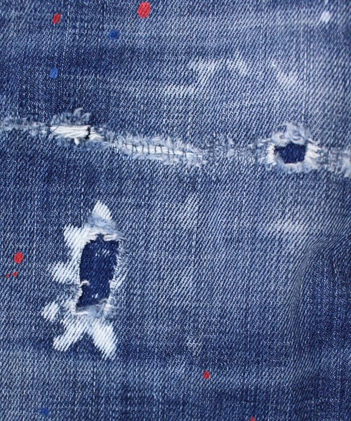 DSQUARED2(ディースクエアード)の「DSQ2 ダメージ&リペアボタンフライデニムパンツ COOL GUY JEANS(デニムパンツ・メンズ・ブルー・46)」の16枚目の写真