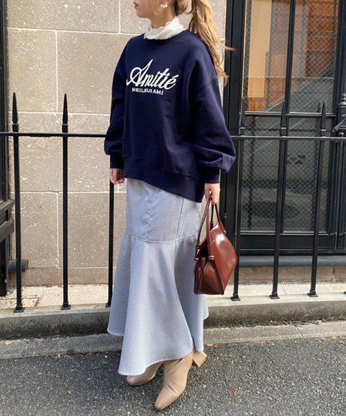 one after another NICE CLAUP(ワンアフターアナザーナイスクラップ)の「ビックシルエットロゴ刺繍スウェット(スウェット・レディース・オフホワイト/オートミール/ネイビー/ライトブルー・FREE)」の15枚目の写真