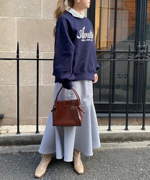 one after another NICE CLAUP(ワンアフターアナザーナイスクラップ)の「ビックシルエットロゴ刺繍スウェット(スウェット・レディース・オフホワイト/オートミール/ネイビー/ライトブルー・FREE)」の16枚目の写真