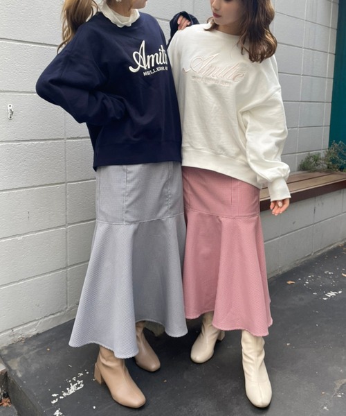 one after another NICE CLAUP(ワンアフターアナザーナイスクラップ)の「ビックシルエットロゴ刺繍スウェット(スウェット・レディース・オフホワイト/オートミール/ネイビー/ライトブルー・FREE)」の18枚目の写真