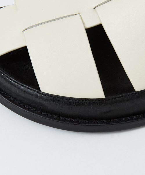 MOHI（モヒ）の「【MOHI】 グルカサンダル（サンダル・レディース・オフホワイト/ブラック・38/39/35/36/37）」の4枚目の写真