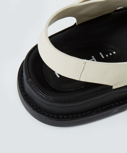 MOHI（モヒ）の「【MOHI】 グルカサンダル（サンダル・レディース・オフホワイト/ブラック・38/39/35/36/37）」の8枚目の写真