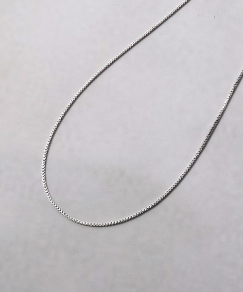 tk.TAKEO KIKUCHI（ティーケータケオキクチ）の「◆シングルチェーンネックレス（ネックレス・メンズ・シルバー/ゴールド/ブラック/シルバー系その他/ブラック系8/ゴールド系8・00）」の5枚目の写真