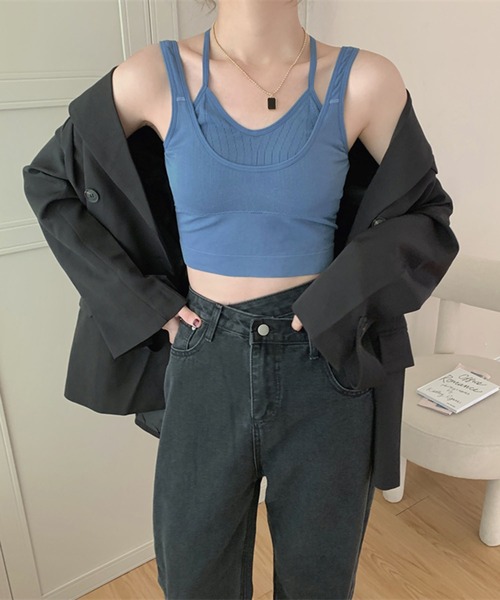 Jewelobe(ジュエローブ)の「レイヤード風ブラキャミソール(キャミソール・レディース・チャコールグレー/ブラック/オフホワイト/ピンク/ブルー・FREE)」の4枚目の写真