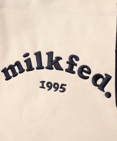 MILKFED.（ミルクフェド）の「RUFFLE BAG /2WAYショルダーバッグ トートバッグ/A4収納（ショルダーバッグ・レディース・ホワイト/ブラック/レッド・ONE SIZE）」の7枚目の写真