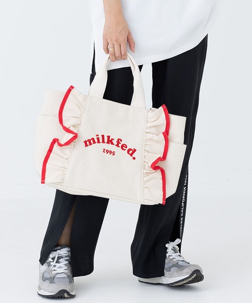 MILKFED.（ミルクフェド）の「RUFFLE BAG /2WAYショルダーバッグ トートバッグ/A4収納（ショルダーバッグ・レディース・ホワイト/ブラック/レッド・ONE SIZE）」の13枚目の写真