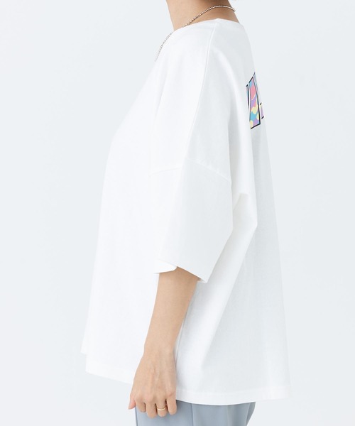 MILKFED.（ミルクフェド）の「S/S BIG TEE CAMOUFLAGE LOGO（Tシャツ/カットソー・レディース・ホワイト/ブラック・ONE SIZE）」の7枚目の写真