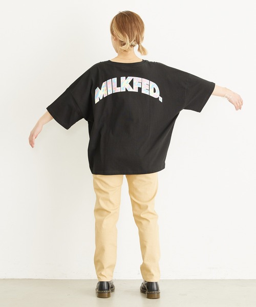 MILKFED.（ミルクフェド）の「S/S BIG TEE CAMOUFLAGE LOGO（Tシャツ/カットソー・レディース・ホワイト/ブラック・ONE SIZE）」の14枚目の写真