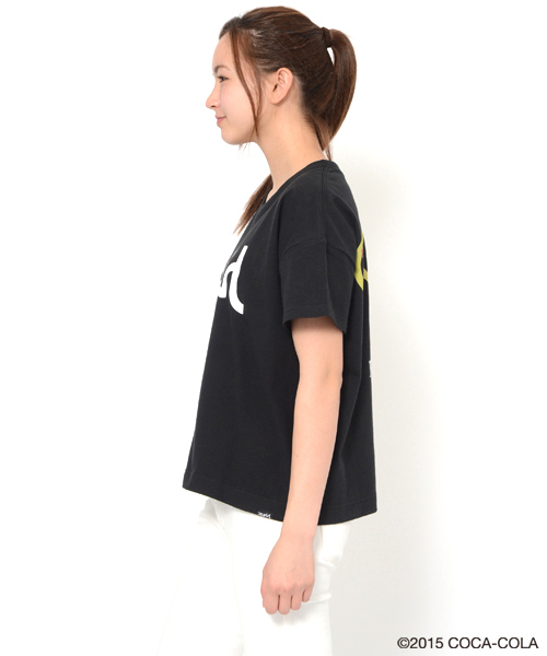 X-girl(エックスガール)の「COCA-COLA S/S BIG TEE(Tシャツ/カットソー・レディース・ホワイト/ブラック・2/1)」の9枚目の写真