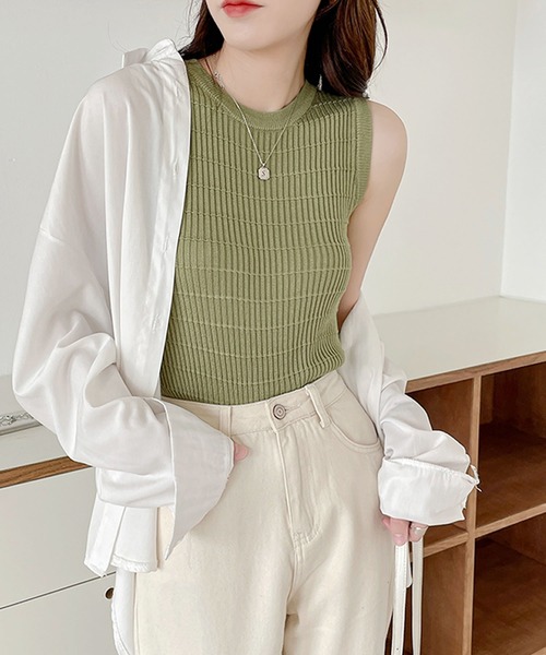 Primazel（プリマゼル）の「クルーネックノースリーブサマーニットトップス（ニット/セーター・レディース・ホワイト/マスタード/ブラック/グリーン・M）」の3枚目の写真