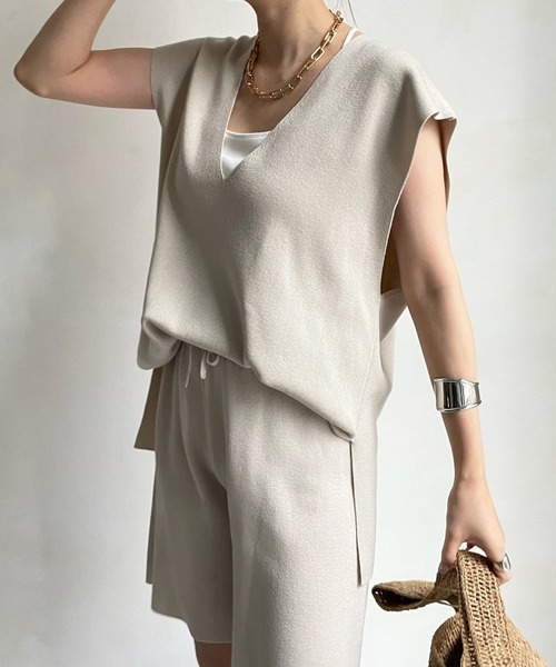 DouDou(ドゥドゥ)の「ニットベスト+ニットハーフパンツ セット(つなぎ/オールインワン・レディース・ベージュ/ブラック・FREE)」の19枚目の写真