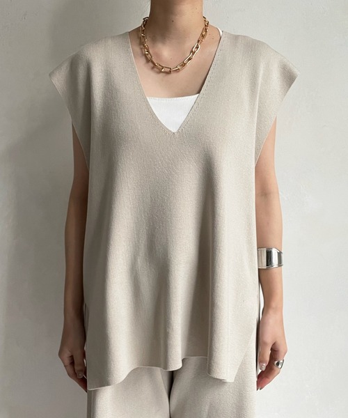 DouDou(ドゥドゥ)の「ニットベスト+ニットハーフパンツ セット(つなぎ/オールインワン・レディース・ベージュ/ブラック・FREE)」の9枚目の写真