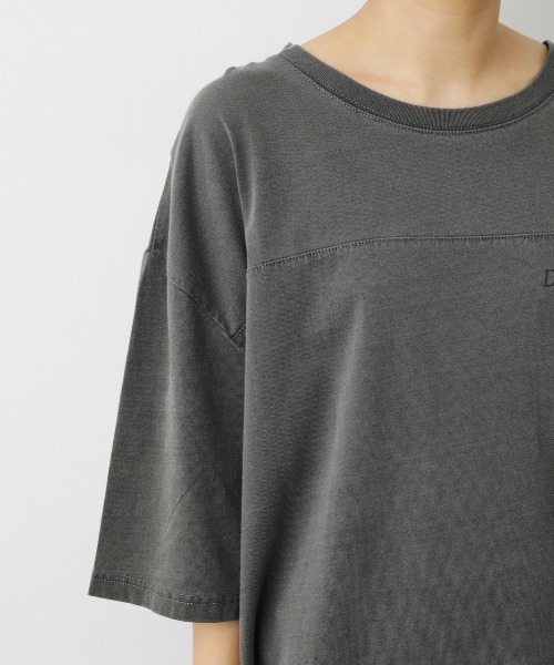 RODEO CROWNS WIDE BOWL（ロデオクラウンズワイドボウル）の「ピグメントメッセージチュニックワンピース（ワンピース・レディース・チャコールグレー/オフホワイト/ライトイエロー・FREE）」の14枚目の写真