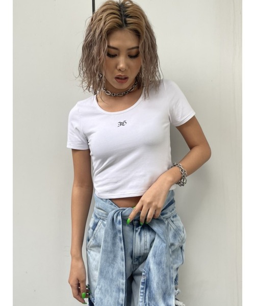 EGOIST(エゴイスト)の「プリントラウンドネックチビT(Tシャツ/カットソー・レディース・ピンク/ブルー/ブラック/ホワイト・FREE)」の15枚目の写真