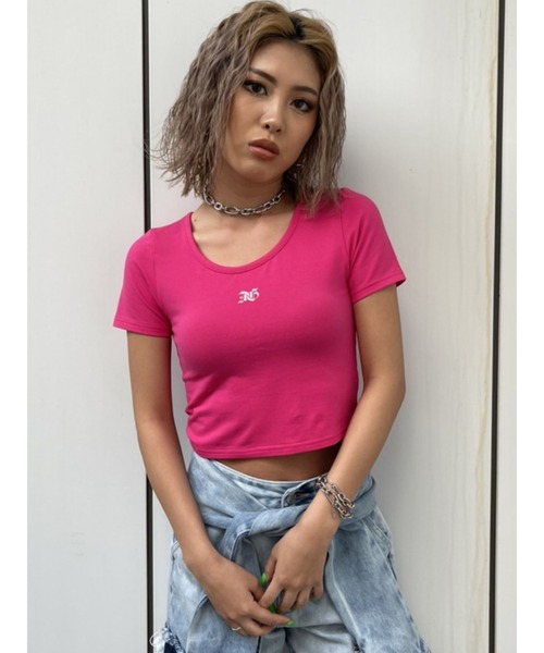 EGOIST(エゴイスト)の「プリントラウンドネックチビT(Tシャツ/カットソー・レディース・ピンク/ブルー/ブラック/ホワイト・FREE)」の12枚目の写真