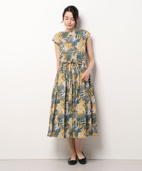 極美品✨ロエフ シルクプリントワンピース シルク100 マキシ丈 緑 定価約8万 シルク更紗プリント ロングワンピース（08-12OG08-204
