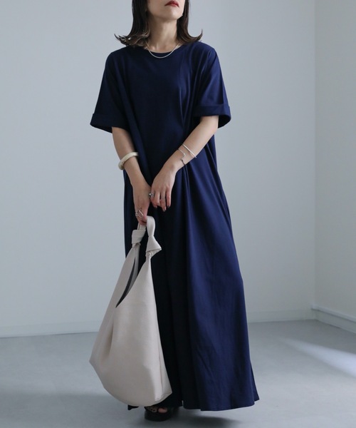 ap retro(アプレトロ)の「ウエストタックカットワンピース(ワンピース・レディース・オートミール/ネイビー/レッド/ベージュ/ブラック/ブルー/ボルドー・FREE)」の17枚目の写真