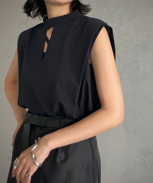 &g'aime（アンジェム）の「【&g’aime】センターラインショルダータックTシャツ（Tシャツ/カットソー・レディース・ホワイト/ブラック/グレー・FREE）」の3枚目の写真