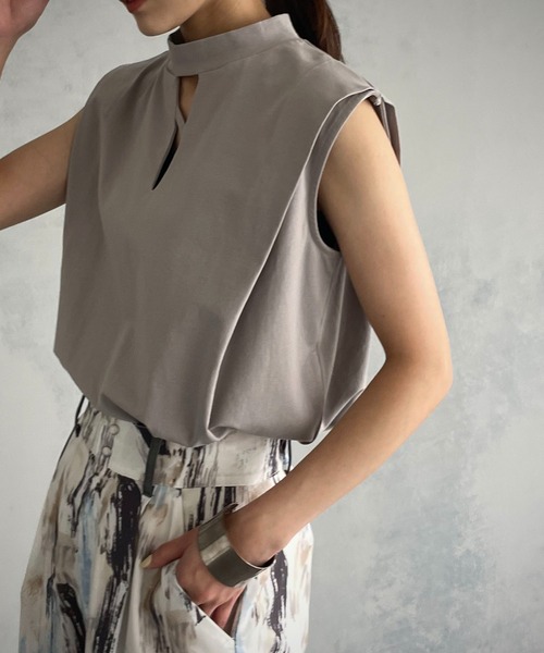 &g'aime（アンジェム）の「【&g’aime】センターラインショルダータックTシャツ（Tシャツ/カットソー・レディース・ホワイト/ブラック/グレー・FREE）」の22枚目の写真