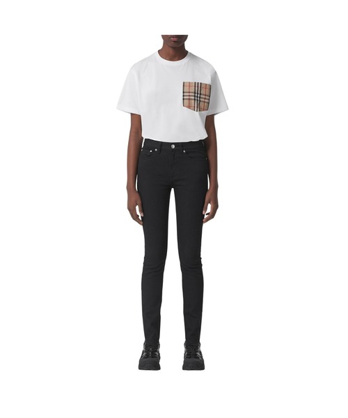 BURBERRY(バーバリー)の「チェックポケット コットン オーバ―サイズTシャツ(Tシャツ/カットソー・レディース・ホワイト・S/XS/XXS)」の6枚目の写真