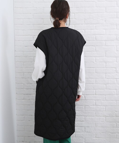 SHOO・LA・RUE（シューラルー）の「◆キルト ロングベスト（ノーカラーコート・レディース・ブラック/カーキ・00）」の19枚目の写真