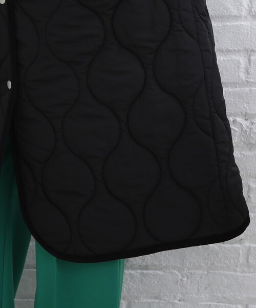 SHOO・LA・RUE（シューラルー）の「◆キルト ロングベスト（ノーカラーコート・レディース・ブラック/カーキ・00）」の16枚目の写真