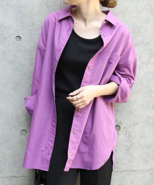 Right-on（ライトオン）の「【HONEYSUCKLE ROSE】レギュラーカラーシャツ（シャツ/ブラウス・レディース・ホワイト/ネイビー×ホワイト/ライラック/オレンジ・M/L）」の3枚目の写真