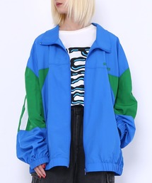 切り替えナイロンジャケット