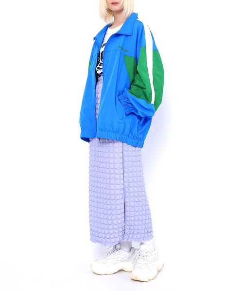 PUNYUS(プニュズ)の「切り替えナイロンジャケット(ナイロンジャケット・レディース・ブラック/ネイビー/グリーン/パープル/ブルー・2/4/3)」の12枚目の写真