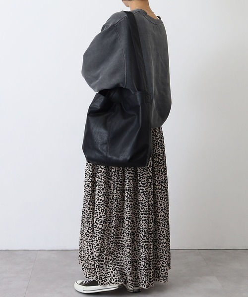 COOCO（クーコ）の「フェイクレザー２ＷＡＹトートバッグ／Ａ４対応（トートバッグ・レディース・ブラック/グリーン/アイボリー/キャメル・9）」の16枚目の写真