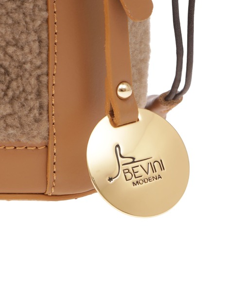 BEVINI(べヴィニ)の「<BEVINI (ベヴィニ)>ショルダーバッグ(ショルダーバッグ・レディース・キャメル/ブラック・FREE)」の3枚目の写真