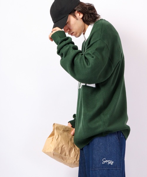 RE730(アールイーセブンサーティー)の「Alphabet wide cool neck knit / 英字ニット ワイドクールネック(ニット/セーター・メンズ・グリーン/ブラック/グレー・M/L)」の8枚目の写真