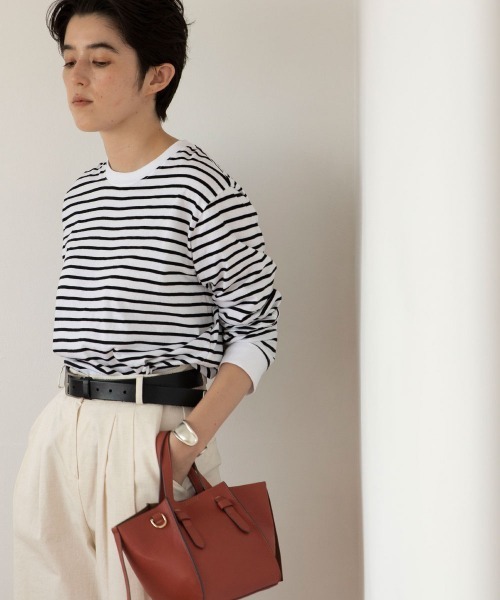 marjour（マージュール）の「BORDER LONG SLEEVE TEE（Tシャツ/カットソー・レディース・ホワイト×レッド/ブラック×ホワイト/ホワイト×ブラック・M）」の3枚目の写真