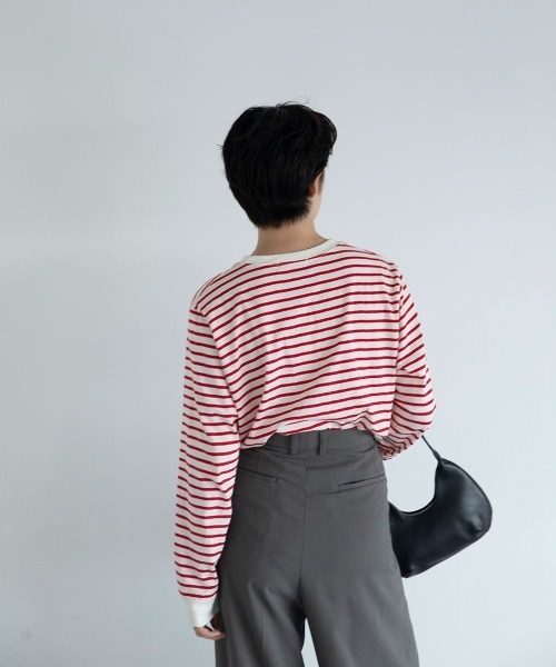 marjour（マージュール）の「BORDER LONG SLEEVE TEE（Tシャツ/カットソー・レディース・ホワイト×レッド/ブラック×ホワイト/ホワイト×ブラック・M）」の10枚目の写真